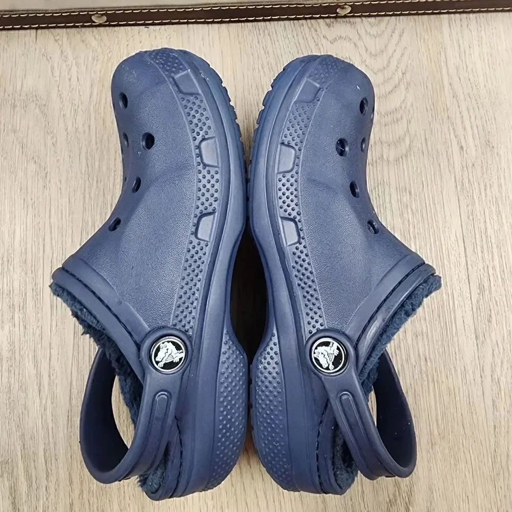 CROCS Lined Slip On Clog Shoes size J 1